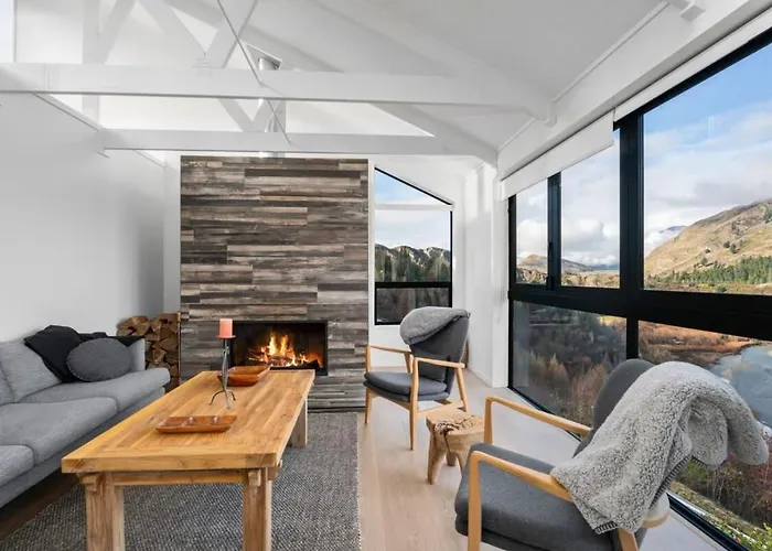 Chateau Shotover